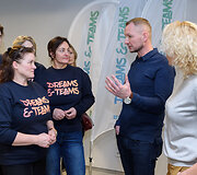 Mindaugas Bružas papasakojo savo neįtikėtiną istoriją Klaipėdos pedagogams, dalyvaujantiems projekto &bdquo;Svajonių komandos&ldquo; mokymuose