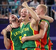 Pergalės akimirkos: Lietuvos 3x3 krep&scaron;ininkai i&scaron;kovojo olimpinę bronzą