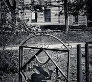 Apytalaukio dvaras ir greta esančios kapinės 