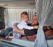 Martyno, Ievos ir jų dukters Anelės kelionė po Aziją 