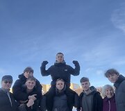 &Scaron;e&scaron;i vaikinai i&scaron; Palangos pasisiūlė nukasti sniegą 