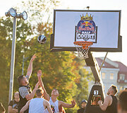 Paai&scaron;kėjo, kas atstovaus Lietuvai &bdquo;Turkijoje&ldquo; vyksiančiame &bdquo;Red Bull Half Court&ldquo;