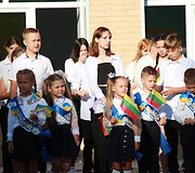 Artūras Žarnovskis padėjo rekonstruoti susprogdintą mokyklą Avdijivkos miestelyje, Donecko regione