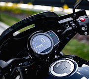 Metų motociklas: pretendentas &bdquo;Honda CMX1100 Rebel Tour DCT&ldquo;