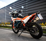 Metų motociklas: pretendentas &bdquo;KTM 890 Adventure R&ldquo;