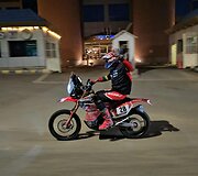 Lietuviai motociklininkai antrojo Dakaro greičio ruožo starte