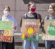 &bdquo;Fridays For Future&ldquo; judėjimas prie&scaron; neefektyvią Aplinkos ministerijos politiką
