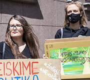 &bdquo;Fridays For Future&ldquo; judėjimas prie&scaron; neefektyvią Aplinkos ministerijos politiką
