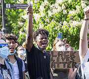 Eisena už juodaodžių teises Vilniuje
