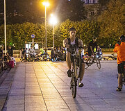 Naktinė &bdquo;kritinė masė&ldquo; kartu su &bdquo;Bike Ride Vilnius&ldquo;