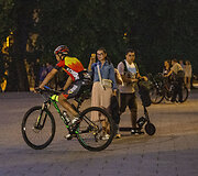 Naktinė &bdquo;kritinė masė&ldquo; kartu su &bdquo;Bike Ride Vilnius&ldquo;