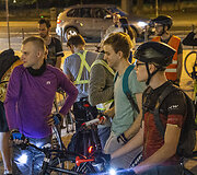 Naktinė &bdquo;kritinė masė&ldquo; kartu su &bdquo;Bike Ride Vilnius&ldquo;