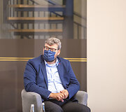 Diskusija "&Scaron;viesūs ir &scaron;ilti namai"