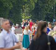 Katedros aik&scaron;tėje lenkų nacionalinis &scaron;okis - Polonezas