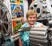 Marytė Virbickienė Raguvoje įkūrė kino muziejų