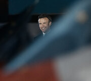 Emmanuelis Macronas &scaron;venčia pergalę rinkimuose