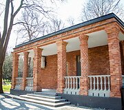 Atgimęs Juozo Čerkesio-Besparnio raudonplytis dvaras Pragiedruliai