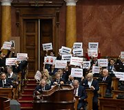 Djordje Kojadinovic / REUTERS