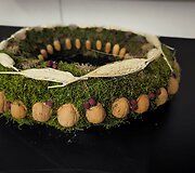 Kalėdinė dvasia gyva floristinėse kompozicijose