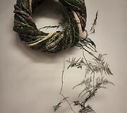 Kalėdinė dvasia gyva floristinėse kompozicijose