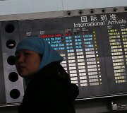&bdquo;Malaysia Airlines&ldquo; lėktuvo keleivių artimieji Pekine