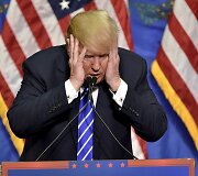 Donaldas Trumpas dėl kažko pergyvena