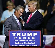 Nigelas Farage'as dalyvavo respublikonų kandidato į JAV prezidentus Donaldo Trumpo kampanijos renginyje Misisipės valstijoje