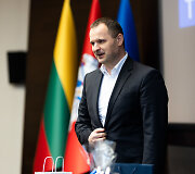Naujas Kalėjimų tarnybos vadovas Mindaugas Kairys davė priesaiką Teisingumo ministerijoje 