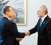 Gitanas Nausėda