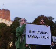 Meninė akcija &bdquo;I&scaron; kultūros tamsą &ndash; lauk&rdquo;