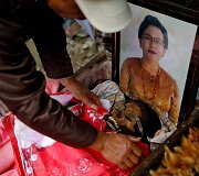 Senoviniai laidotuvių ritualai Indonezijoje