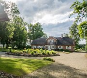 Paragių dvaras &ndash; Lazdynų Pelėdos muziejus