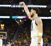 12. Klay Thompsonas (&bdquo;Golden State Warriors&ldquo;) &ndash; 43,3 mln. JAV dolerių