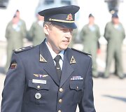 Lietuvos karinėms oro pajėgoms nuo &scaron;iol vadovaus pulkininkas leitenantas Marius Matulaitis.