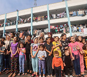 Nuo karo bėgantys palestiniečiai JT kontroliuojamoje mokykloje Chan Juanise