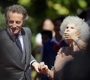 Albos kunigaik&scaron;tienė Maria del Rosario Cayetana Fitz-James Stuart su savo vyru Alfonso Diezu (2011 m.)