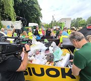 Konteinerio krata Kaune: paai&scaron;kėjo, ar kauniečiai moka rū&scaron;iuoti plastiką