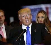 Trumpas triu&scaron;kinamai laimėjo Indianoje, Tedas Cruzas nutraukė savo kampaniją