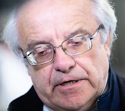 Vytautas Radžvilas balsavo antrajame Lietuvos prezidento rinkimų ture