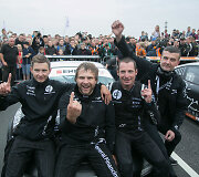 &bdquo;General Financing team Pitlane&ldquo; komandos vyrai Jonas Gelžinis, Sebastiaanas Bleekemolenas ir Benediktas Vanagas. 