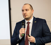 Gintautas Jak&scaron;tas