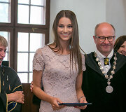 Linai Anu&scaron;auskienei įteiktas magistro diplomas