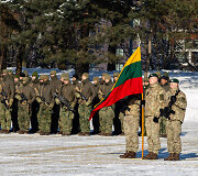 NATO daugianacionalinės kovinės grupės vadovavimo perdavimo ceremonija