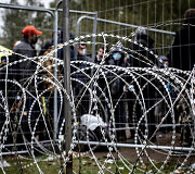 I&scaron; Rūdninkų migrantų stovyklos (&Scaron;alčininkų r.) gyventojai i&scaron;keliami į Kybartų (Vilkavi&scaron;kio r.) užsieniečių registracijos centrą