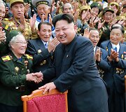 &Scaron;iaurės Korėjoje yra kuo pasidžiaugti jos lyderiui Kim Jong Unui