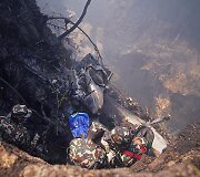 72 žmonės žuvo per lėktuvo katastrofą Nepale