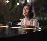 Olivia Rodrigo seriale &bdquo;Vidurinės mokyklos miuziklas&ldquo;