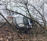 I&scaron;sukant i&scaron; greitkelio į Kauną nuo kelio nulėkė &bdquo;Volkswagen&ldquo;