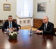 Prezidentas Gitanas Nausėda susitiko su užsienio reikalų ministru Gabrieliumi Landsbergiu