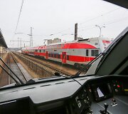 AB &bdquo;Lietuvos geležinkeliai&ldquo; pristatė naują modernų traukinį